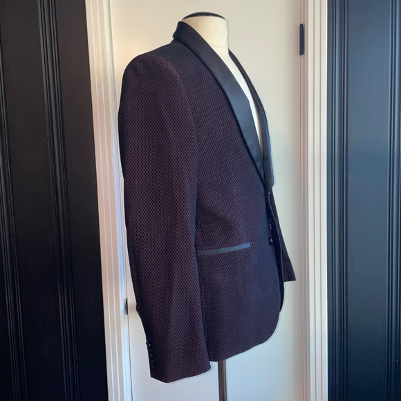 SOUL of LONDON Black and Deep Ruby Red Tux/Dinner Jacket - Picture 5 of 10